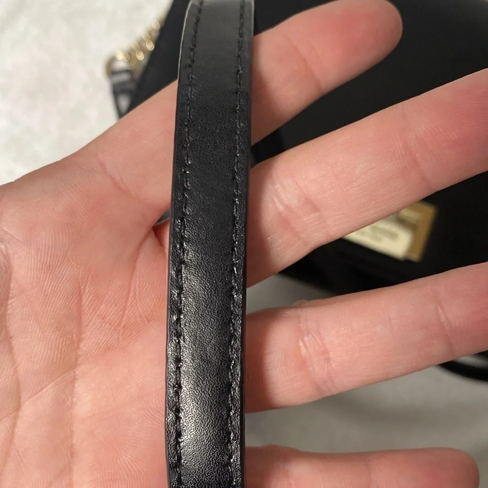 Kate Spade Crossbody bag with gold chain accent - Picture 6 of 9